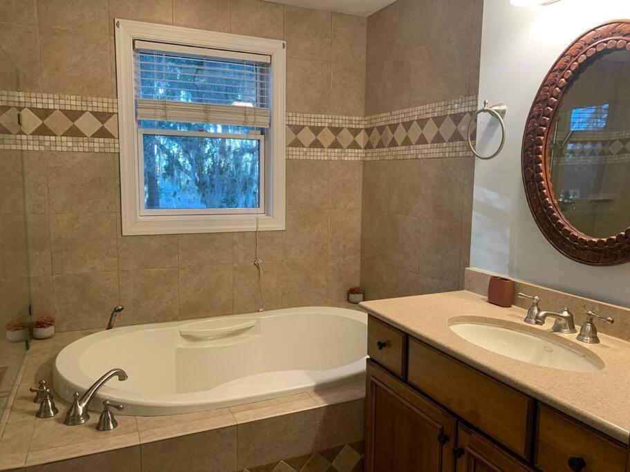 Entire Home! Waterfront And Trail-Backing! Beaufort Exteriör bild